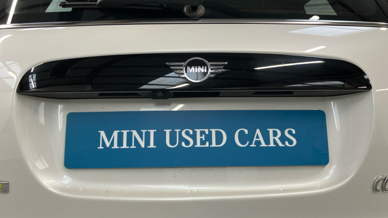 MINI Hatchback 135kW Cooper S Level 2 33kWh 3dr Auto Electric Hatchback